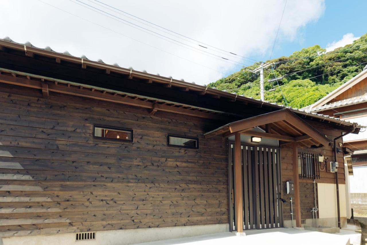 גוטו Villa Miyako 源泉かけ流し客室温泉ヴィラ みやこ別邸 מראה חיצוני תמונה